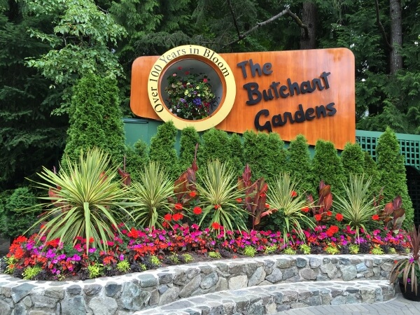 butchart Gardens sign