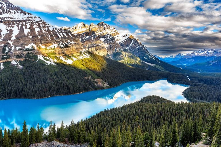 Hồ Peyto – Viên ngọc xanh lam giữa dãy núi Rocky của Canada