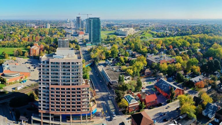 Hành trình khám phá những địa danh nổi bật của thành phố Brampton, Canada